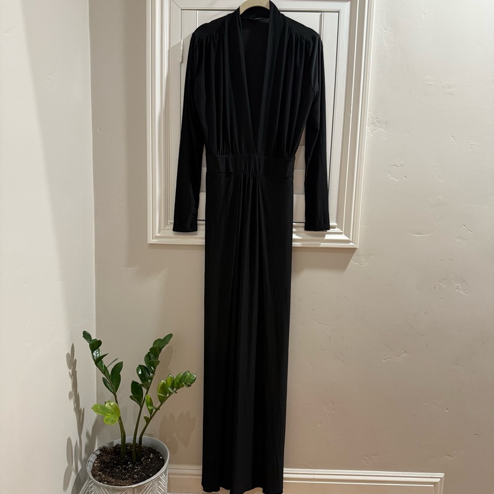 Fashion Nova Black Maxi Dress - Size Meidium/Large